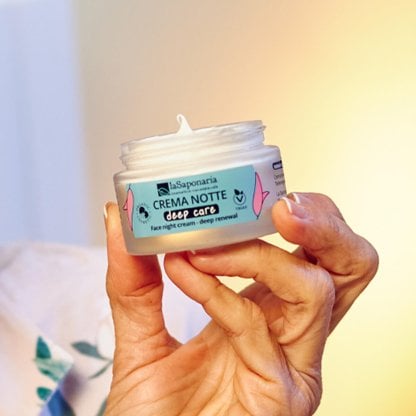 Vasetto di crema notte ai peptidi