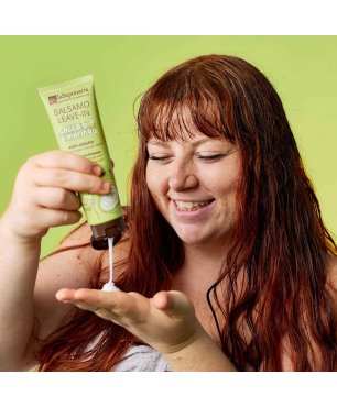Ragazza spreme balsamo anticrespo