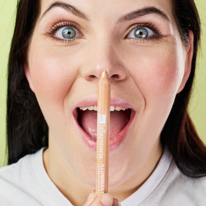 Illuminante viso e occhi oro champagne