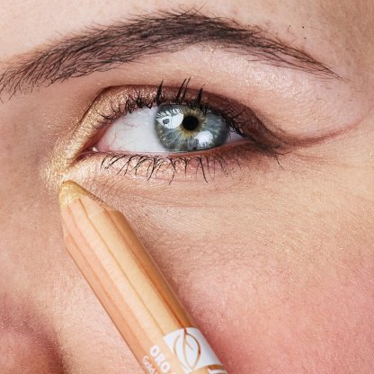 Illuminante viso e occhi oro champagne