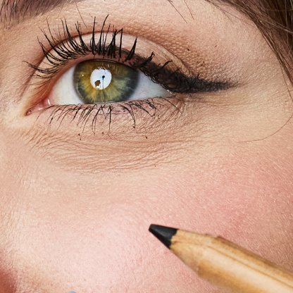 Matita occhi nera