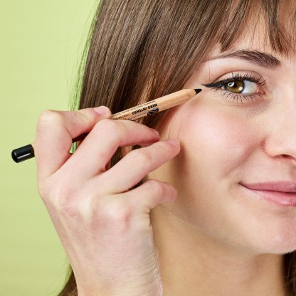 Matita occhi nera