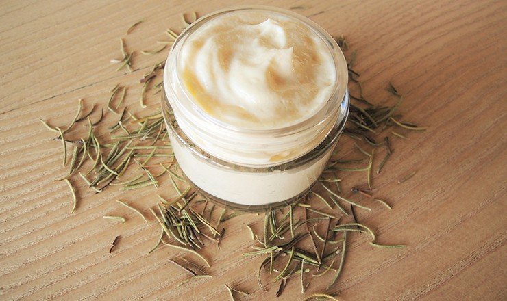 Crema anti-age pelli secche