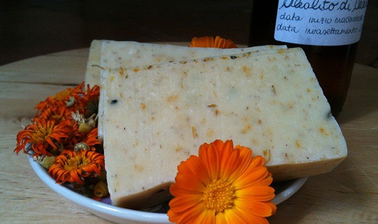 Sapone alla calendula e camomilla - La Saponaria