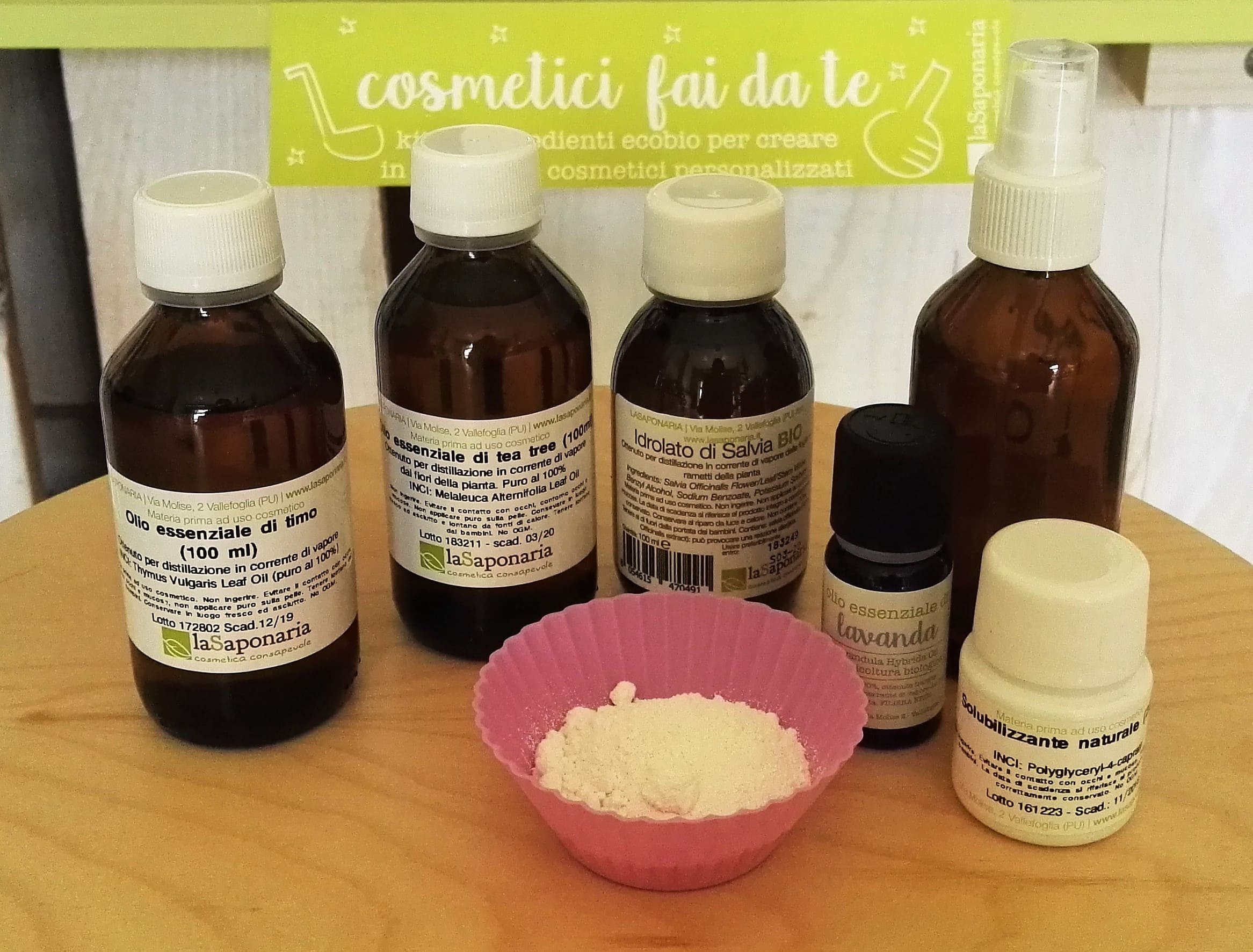 Deodorante per scarpe ad azione disinfettante homemade - La Saponaria